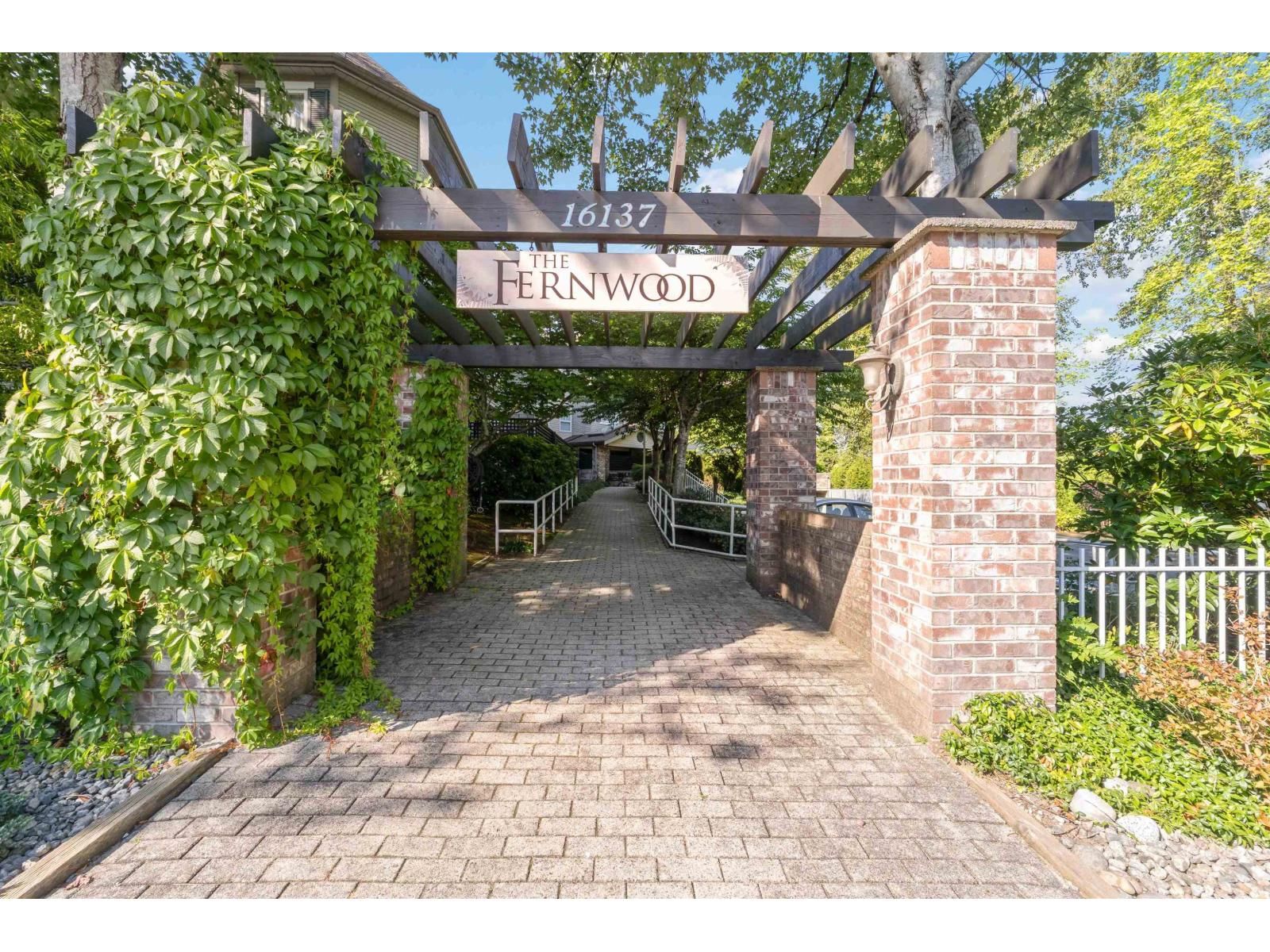 16137 83 Avenue, Surrey, British Columbia V4N 0N1