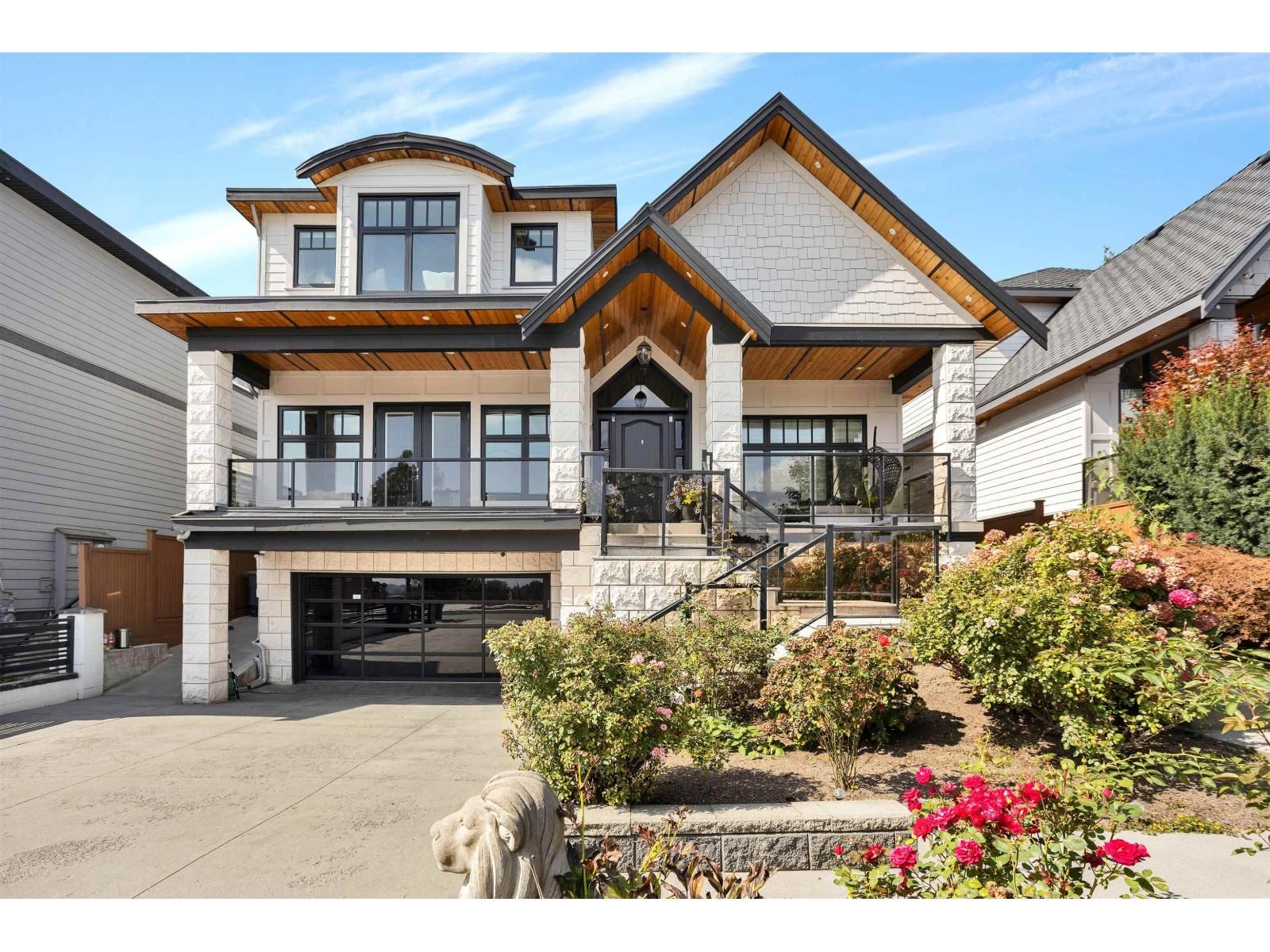 9487 162A Street, Surrey, British Columbia V4N 2B7