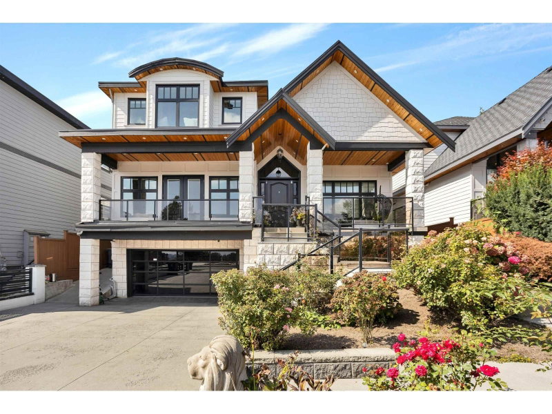 9487 162A Street Surrey British Columbia, V4N 2B7 - 10 Bedrooms Home For Sale