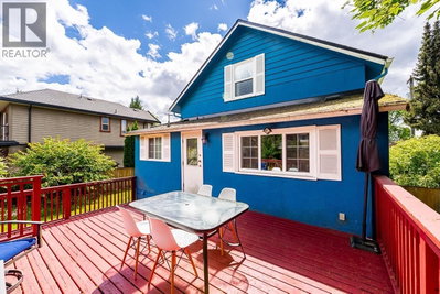 264 QUEENS Road | North Vancouver British Columbia | Slide Image Twenty-eight