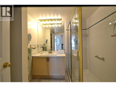 738 FARROW Street | Coquitlam British Columbia | Slide Image Sixteen