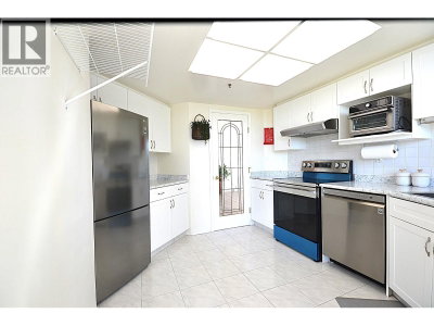 738 FARROW Street | Coquitlam British Columbia | Slide Image Nine