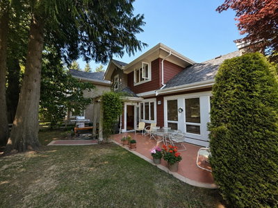 15055 20 Avenue | Surrey British Columbia | Slide Image Eleven