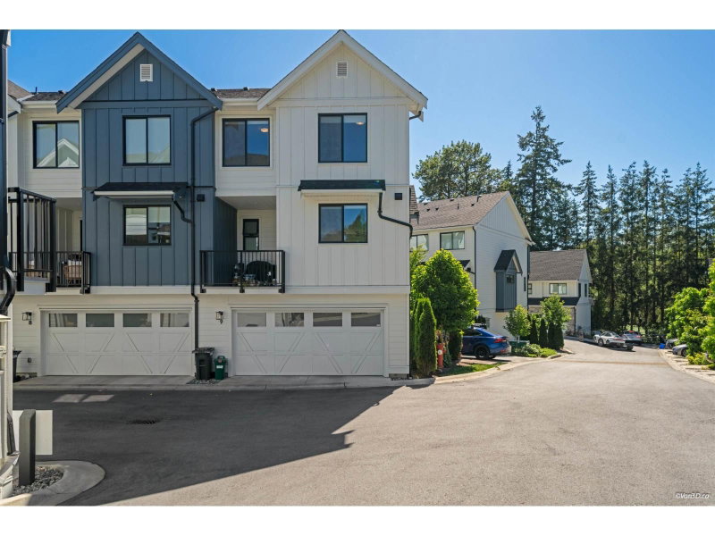1871 165A Street Surrey British Columbia, V3Z 9N3 - 4 Bedrooms Condo For Sale