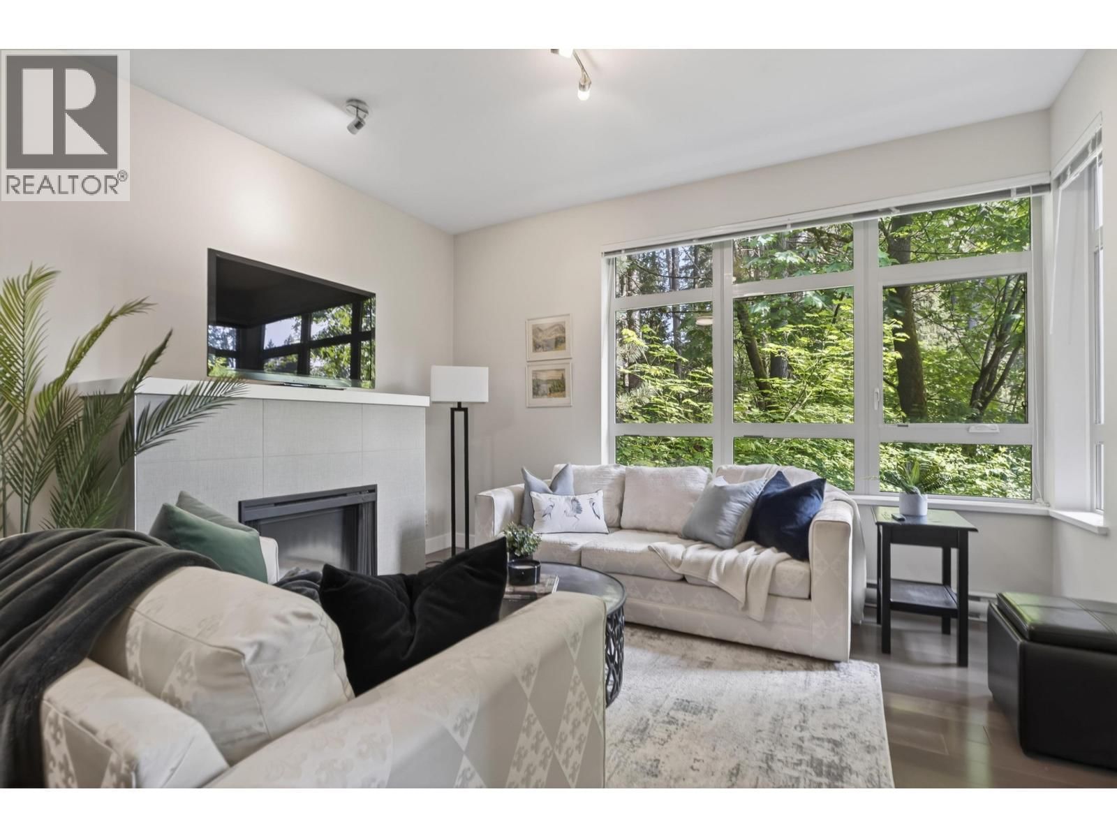 3294 MT SEYMOUR Parkway, North Vancouver, British Columbia V7H 0B1