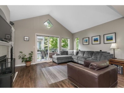 15133 29A Avenue | Surrey British Columbia | Slide Image Eleven