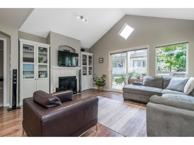 15133 29A Avenue | Surrey British Columbia | Slide Image Thirteen