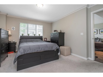 15133 29A Avenue | Surrey British Columbia | Slide Image Seventeen