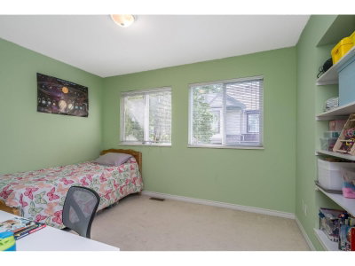 15133 29A Avenue | Surrey British Columbia | Slide Image Twenty