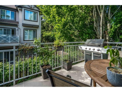 15133 29A Avenue | Surrey British Columbia | Slide Image Thirty