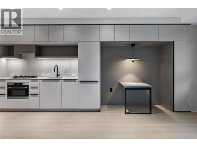 2015 ST. JOHNS Street | Port Moody British Columbia | Slide Image Eleven
