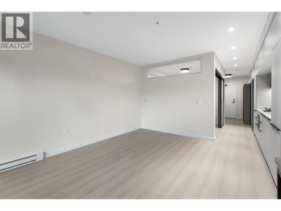 2015 ST. JOHNS Street | Port Moody British Columbia | Slide Image Eight