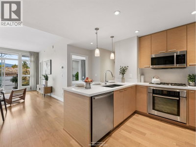 2020 ALMA Street | Vancouver British Columbia | Slide Image Fourteen