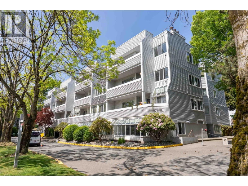 7431 BLUNDELL Road Richmond British Columbia, V6Y 3G8 - 2 Bedrooms Condo For Sale