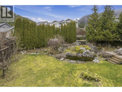 1003 ASH Place | Squamish British Columbia | Slide Image Nine