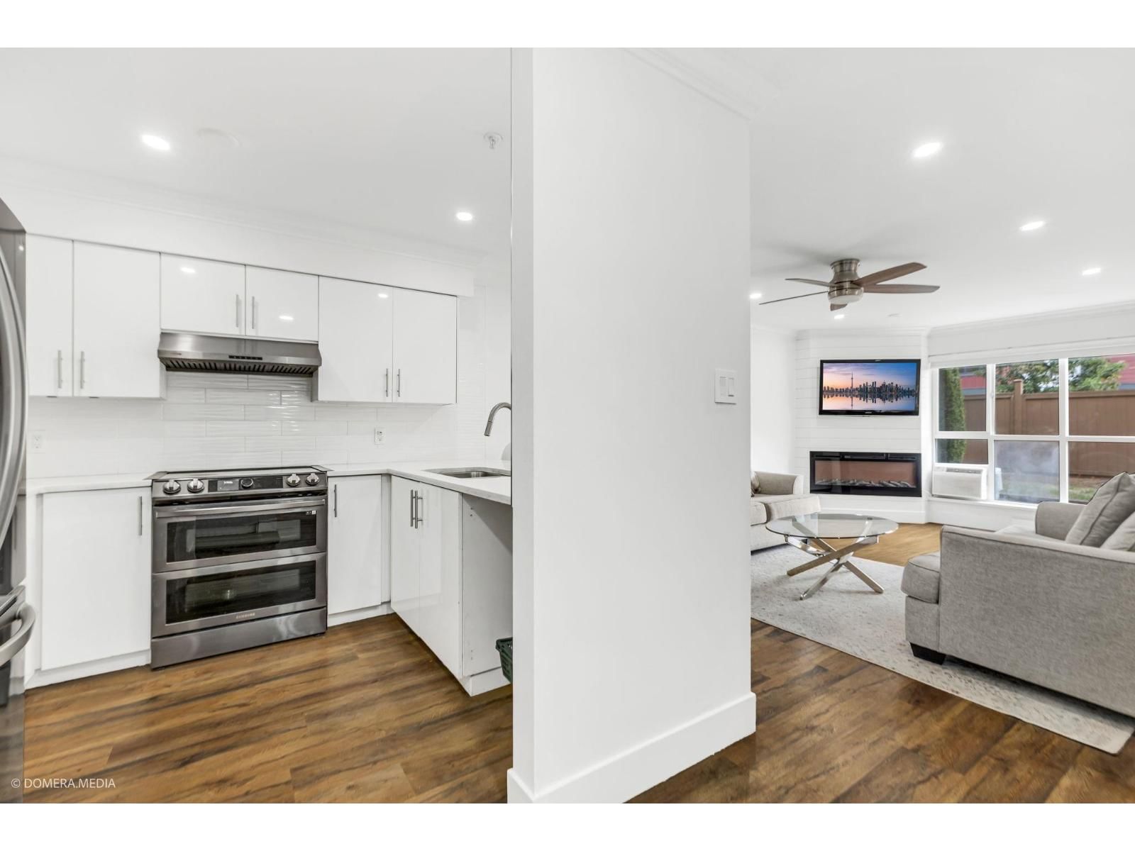 7505 138 Street, Surrey, British Columbia V3W 0W6