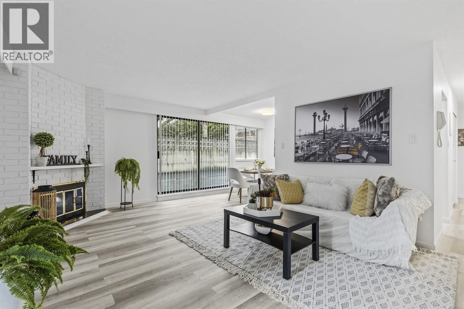 425 ASH Street, New Westminster, British Columbia V3M 3N2