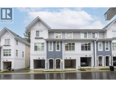 11280 PAZARENA Place | Maple Ridge British Columbia | Slide Image Two