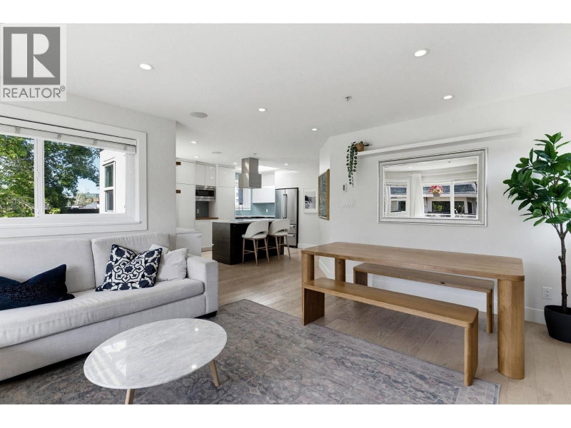 1206 14TH Avenue Vancouver British Columbia, V6H 1P9 - 2 Bedrooms Condo For Sale