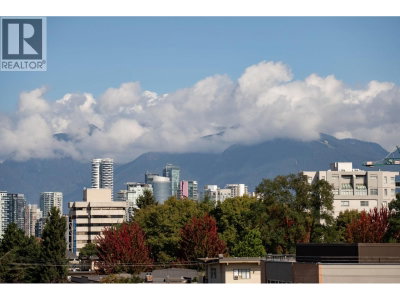 1206 14TH Avenue | Vancouver British Columbia | Slide Image Sixteen