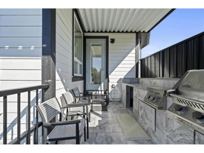 21070 76A Avenue | Langley British Columbia | Slide Image Thirty-two