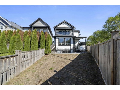 21070 76A Avenue | Langley British Columbia | Slide Image Forty