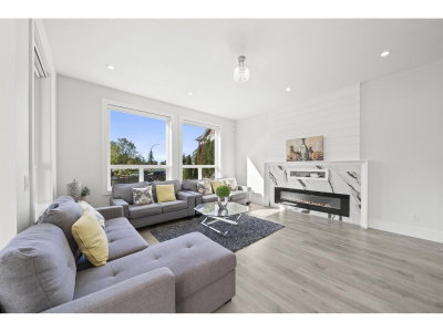 21070 76A Avenue | Langley British Columbia | Slide Image Eight