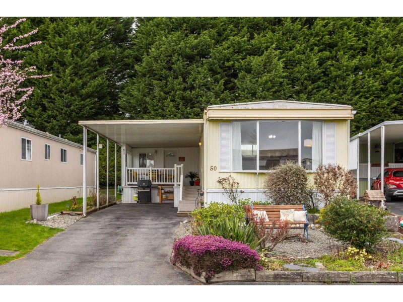 15875 20 Avenue Surrey British Columbia, V4A 2B1 - 3 Bedrooms Condo For Sale