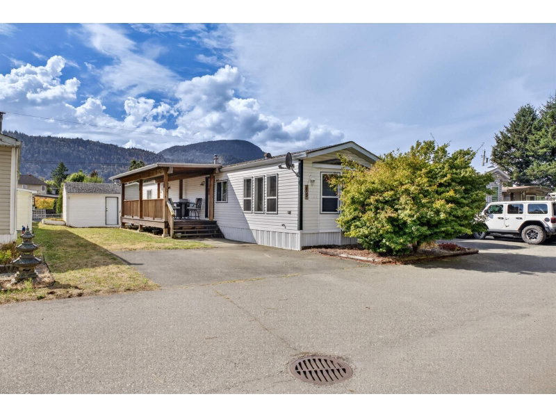 44565 MONTE VISTA Drive Chilliwack British Columbia, V2R 5Y4 - 2 Bedrooms Condo For Sale
