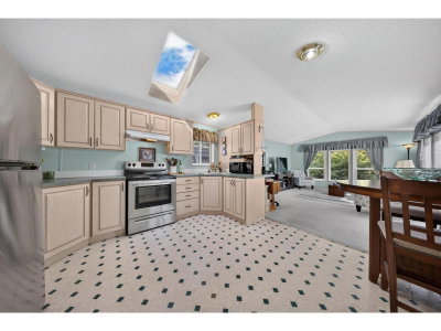 44565 MONTE VISTA Drive | Chilliwack British Columbia | Slide Image Thirteen