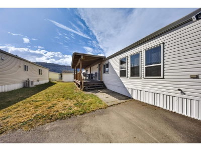 44565 MONTE VISTA Drive | Chilliwack British Columbia | Slide Image Eight