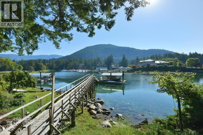12828 GILDEN Road | Madeira Park British Columbia | Slide Image Eleven