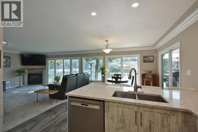 12828 GILDEN Road | Madeira Park British Columbia | Slide Image Sixteen