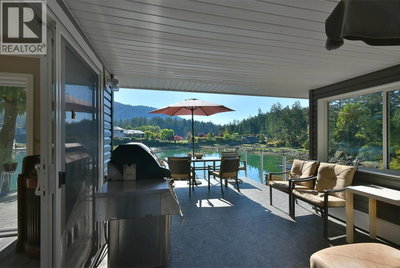 12828 GILDEN Road | Madeira Park British Columbia | Slide Image Twenty-one