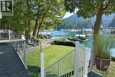 12828 GILDEN Road | Madeira Park British Columbia | Slide Image Twenty-four