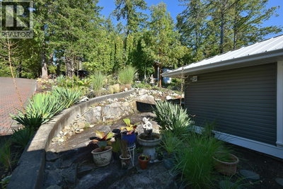 12828 GILDEN Road | Madeira Park British Columbia | Slide Image Four