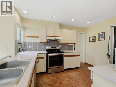9144 EVANCIO Crescent | Richmond British Columbia | Slide Image Fifteen