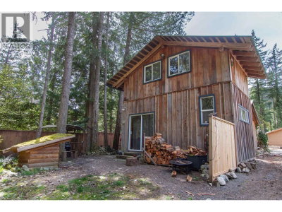 3070 MIDNIGHT Way | Squamish British Columbia | Slide Image Twenty-one