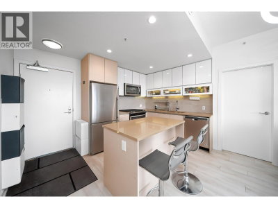 8850 UNIVERSITY Crescent | Burnaby British Columbia | Slide Image Twelve