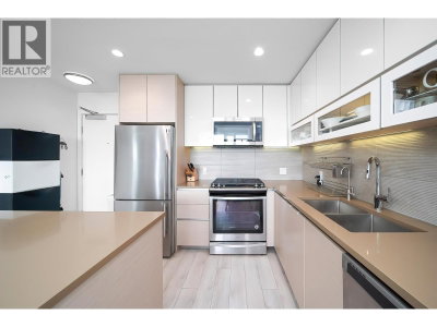 8850 UNIVERSITY Crescent | Burnaby British Columbia | Slide Image Nine
