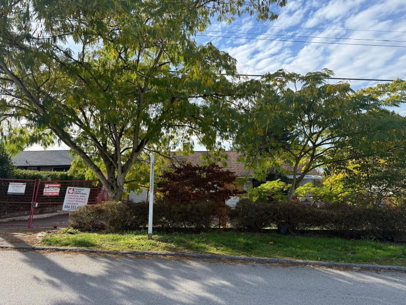 10259 124A Street Surrey British Columbia, V3V 4W7 - 4 Bedrooms Home For Sale