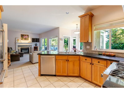 21015 46 Avenue | Langley British Columbia | Slide Image Eleven