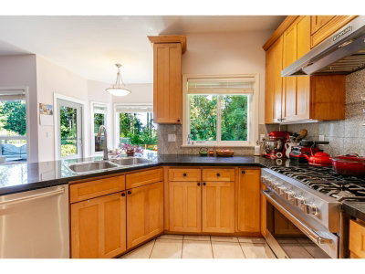 21015 46 Avenue | Langley British Columbia | Slide Image Twelve