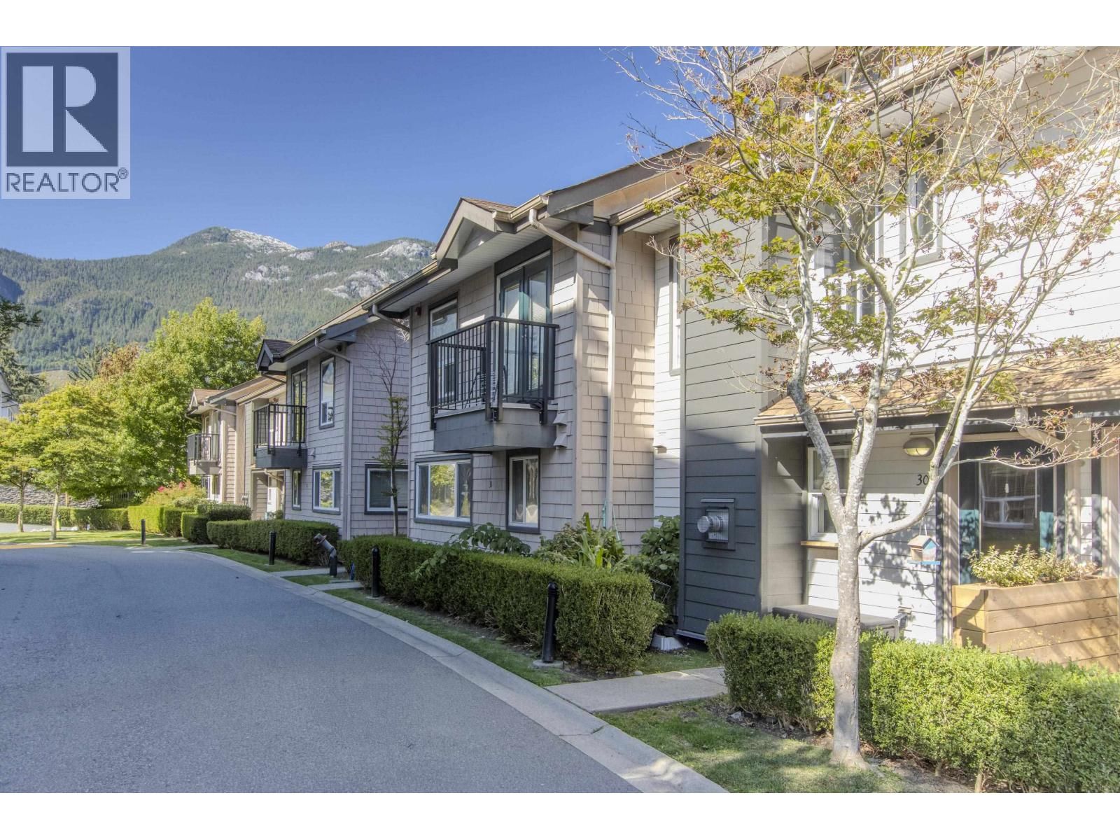 1204 MAIN Street, Squamish, British Columbia V8B 0S3