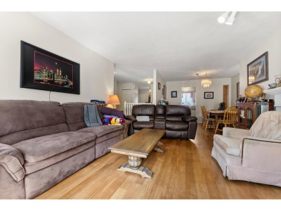 33554 MCCALLUM Place | Abbotsford British Columbia | Slide Image Six
