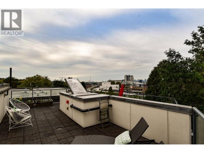 2118 ETON Street | Vancouver British Columbia | Slide Image Twenty-three