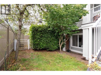 7370 STRIDE Avenue | Burnaby British Columbia | Slide Image Two
