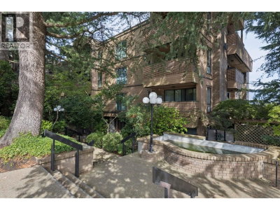2211 WEST 2ND AVE | Vancouver British Columbia | Slide Image Thirty