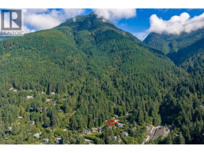 475 BAYVIEW Road | Lions Bay British Columbia | Slide Image Three