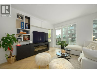 4675 CAMBIE Street | Vancouver British Columbia | Slide Image Six
